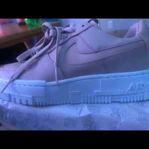 Air Force one pixels